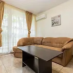 1bd In A Calm Area Near The Centre By Flat Mаnager